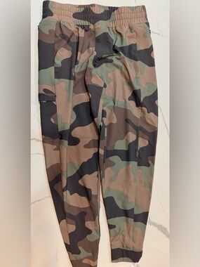 Columbia Camouflage Cargo Pants - Green/Brown Camo joggers